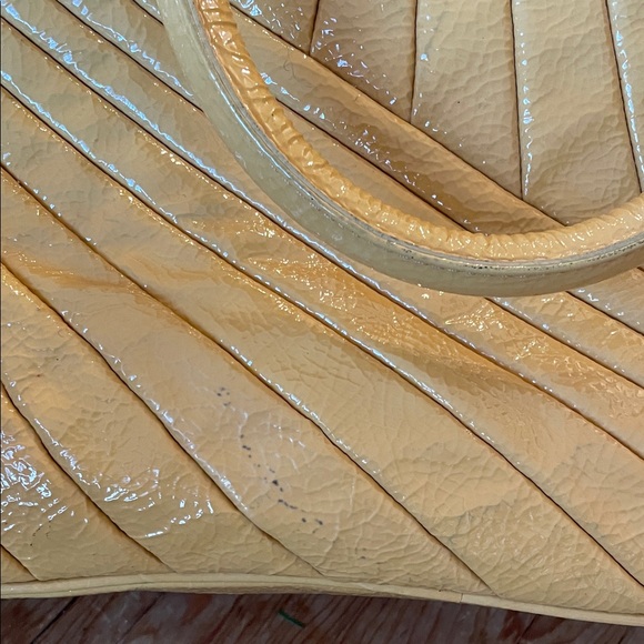 Vintage Isabella Fiore Yellow Quilted Bag Think Spring! - Picture 6 of 11